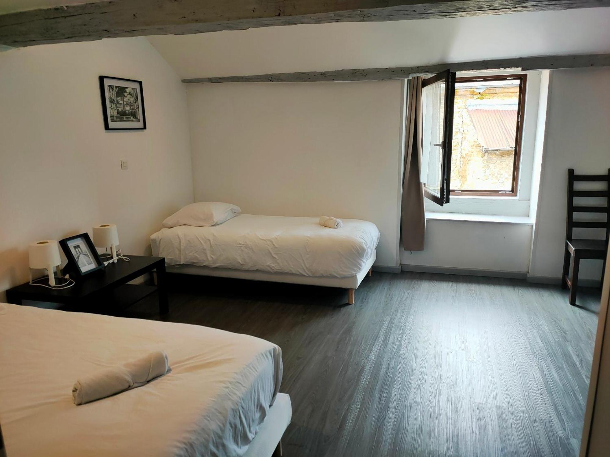 Gite Le Rempart - 3 Etoiles - 6 Personnes - Mouzon  Ngoại thất bức ảnh